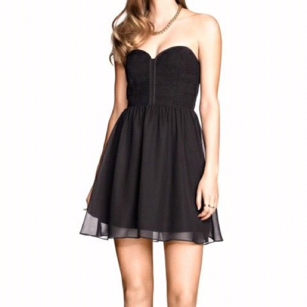 H&M Black Strapless Sweetheart Chiffon Dress